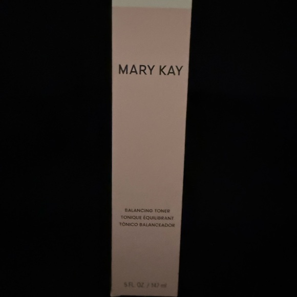 Mary Kay Other - Mary Kay Balancing Toner New in Box